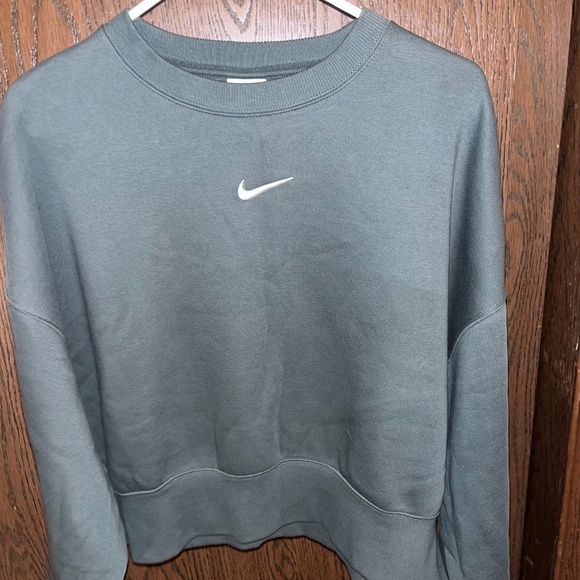 Nike Sweaters - Nike Sportswear Phoenix Fleece